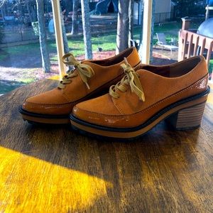 Suede & patent leather Kelsi Dagger loafer